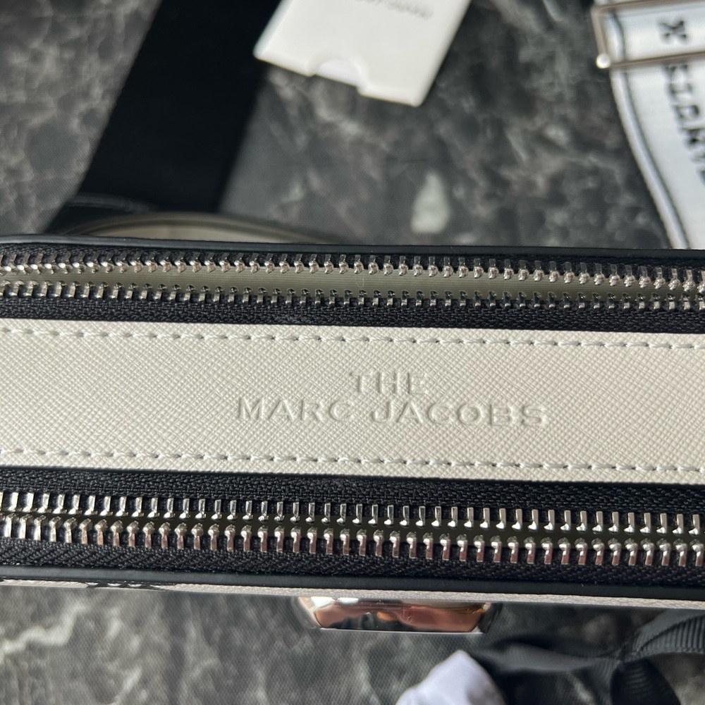 MARC JACOBS snapshot - Picture 12 of 12